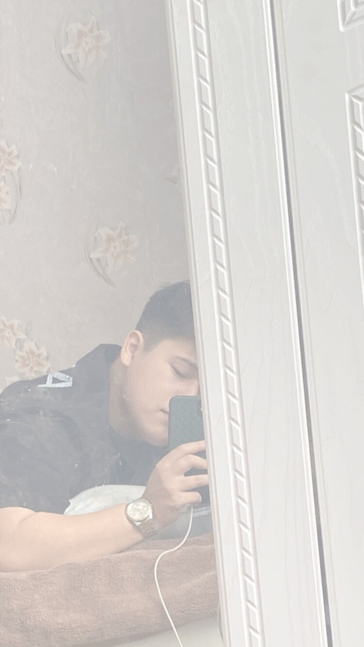 44821834  , 23 ,    