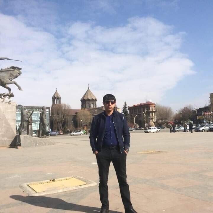  51252604  Samvel, 37 ,    