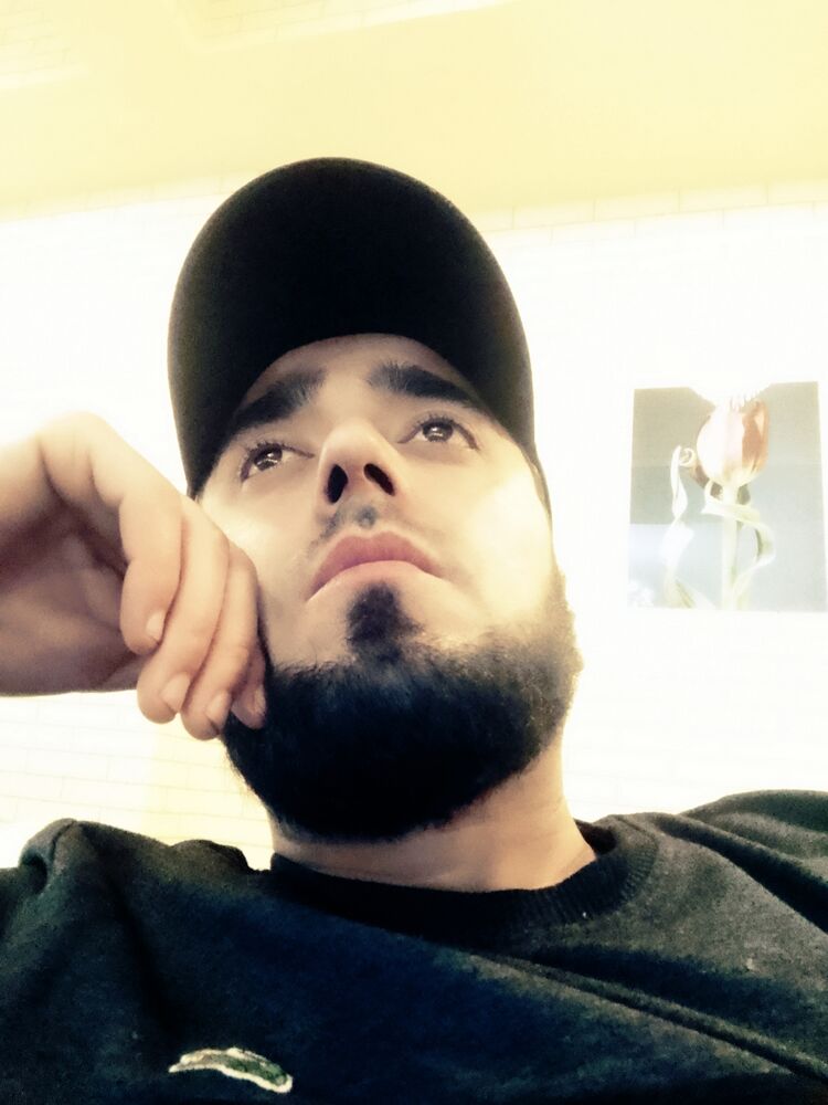  48573374  BEHRUZ, 33 ,     