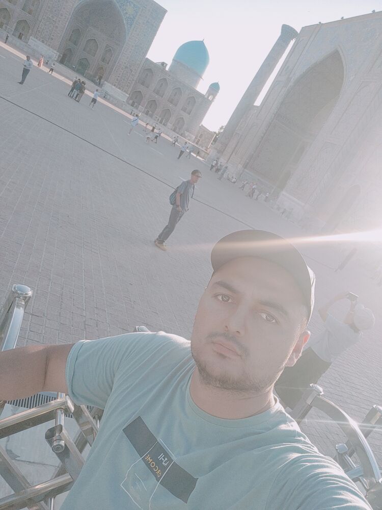  ,   Aziz, 31 ,   ,   