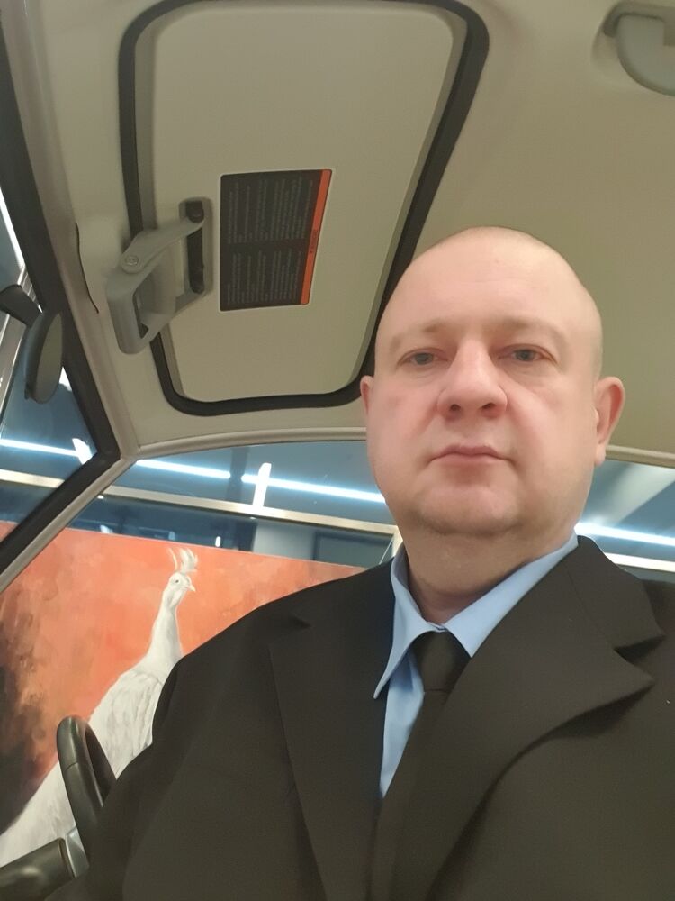  53808754  Oleg, 44 ,    