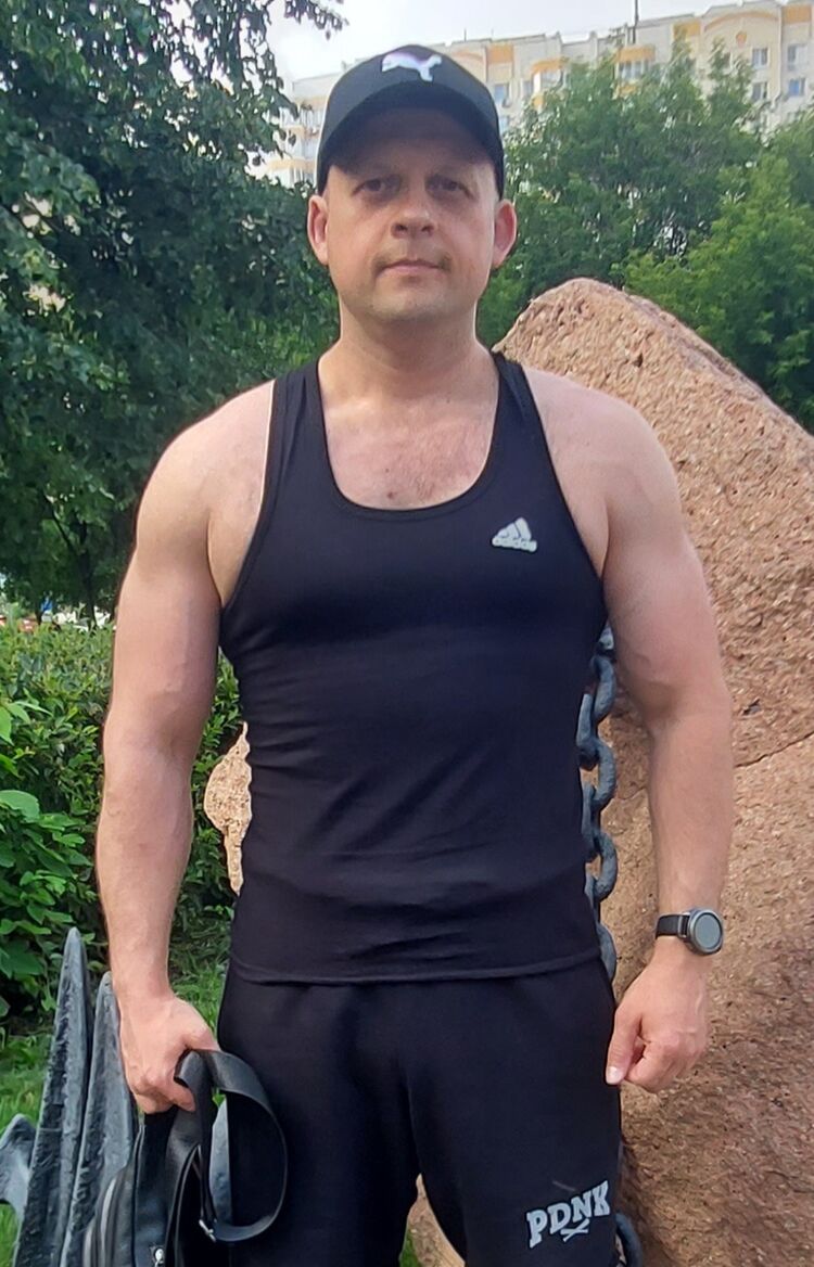  ,   Alex, 37 ,   ,   , c , 