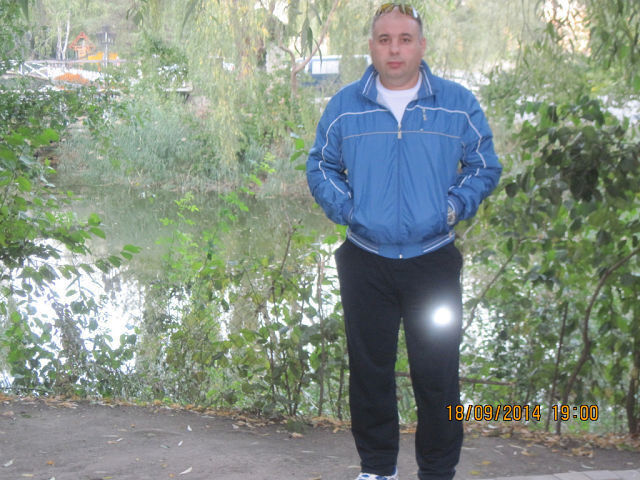  11979574  Nicolae, 49 ,    