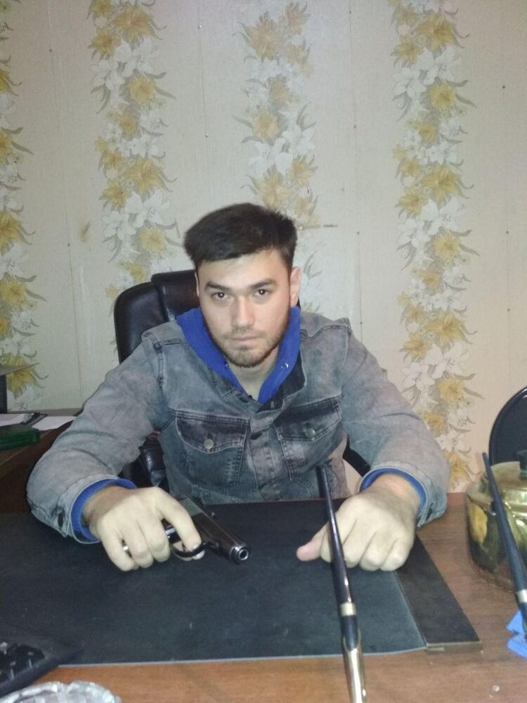  ,   Tim, 33 ,   