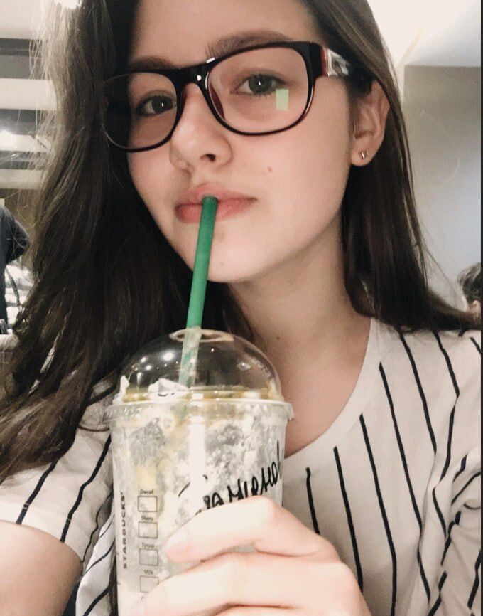  51257894  Dasha, 25 ,    