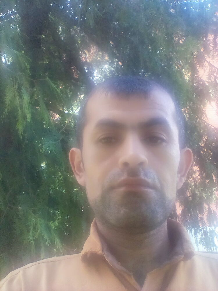  9737764  Faruh, 39 ,    