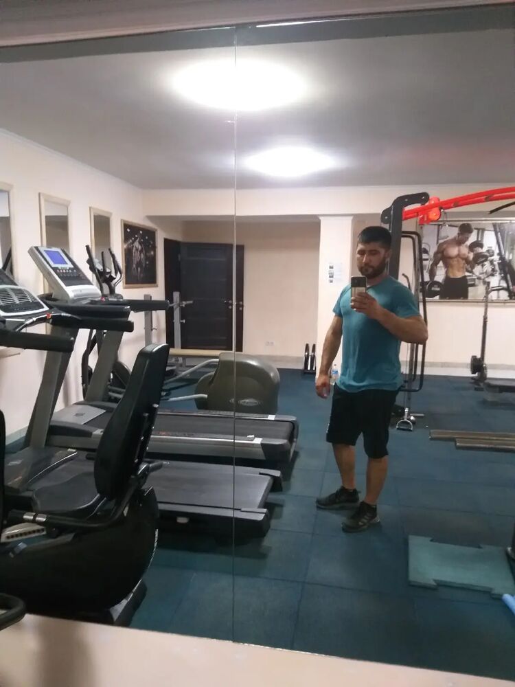  43529714  , 27 ,    