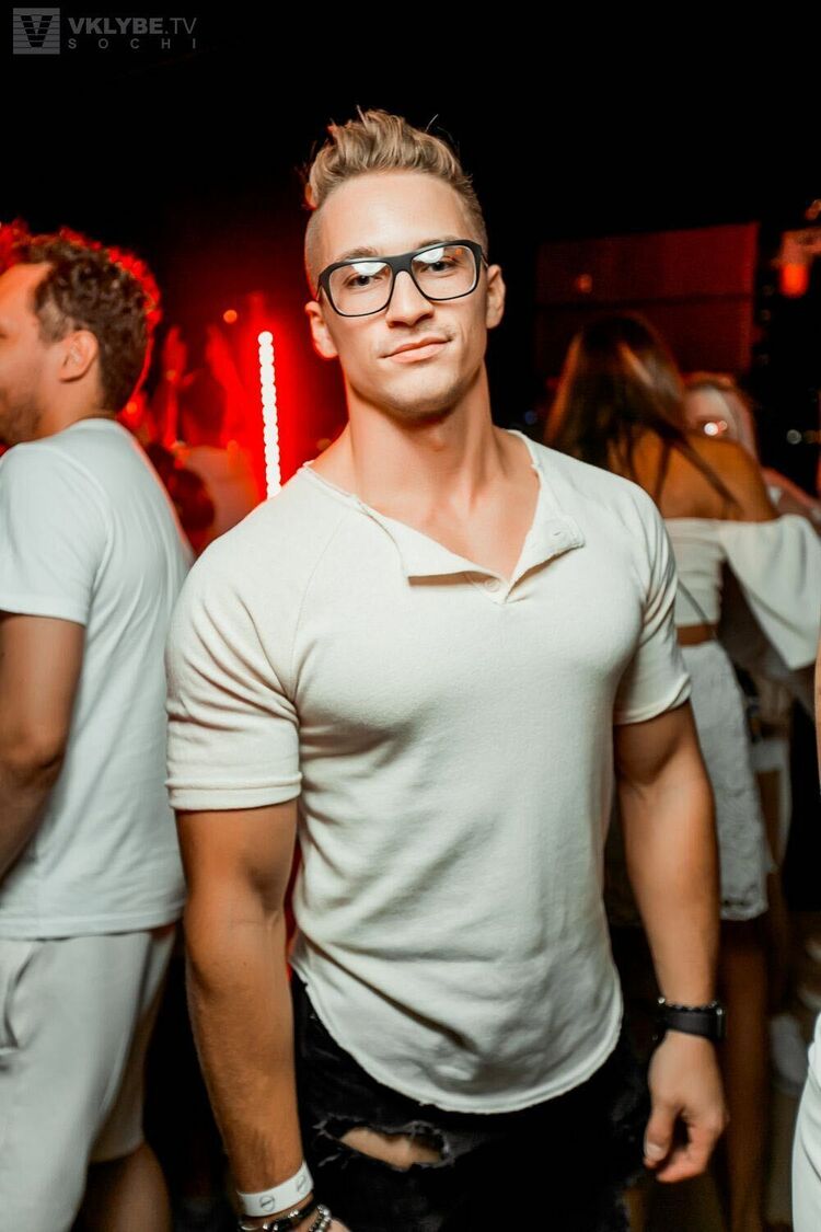  33014544  , 30 ,    