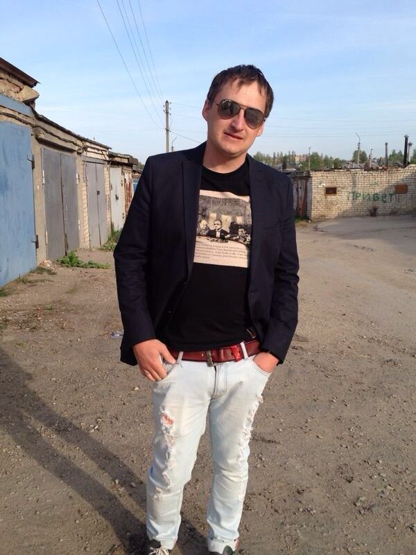  4907254  Sergei, 46 ,    