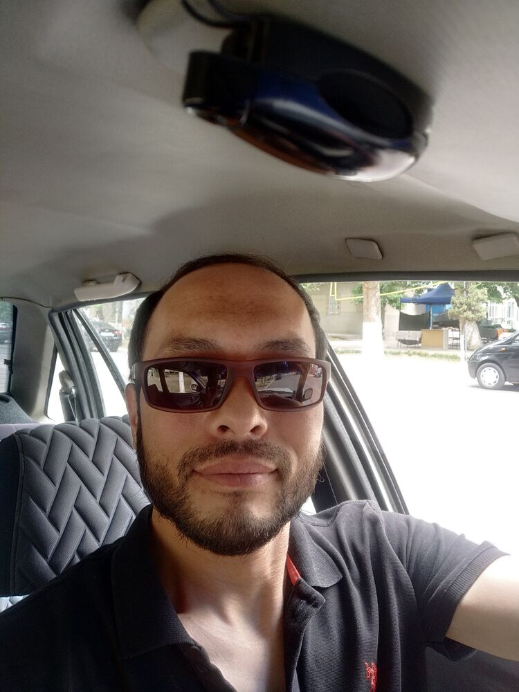  24228364  Kamoliddin, 46 ,    