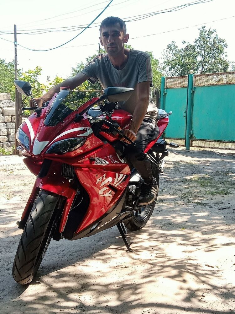  49583964  , 50 ,    Utopia