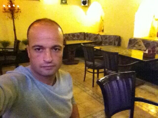  20629764  Lazzar, 40 ,    -