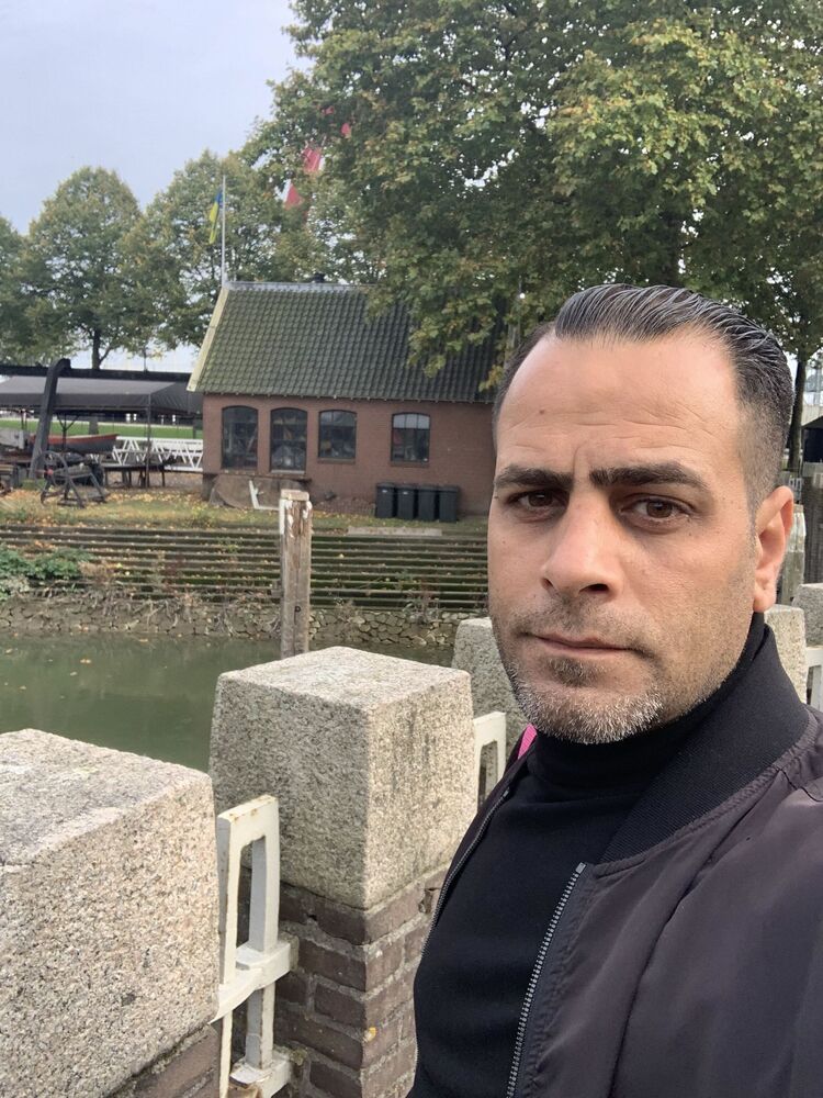  Adiyaman,   Marten, 41 ,   ,   