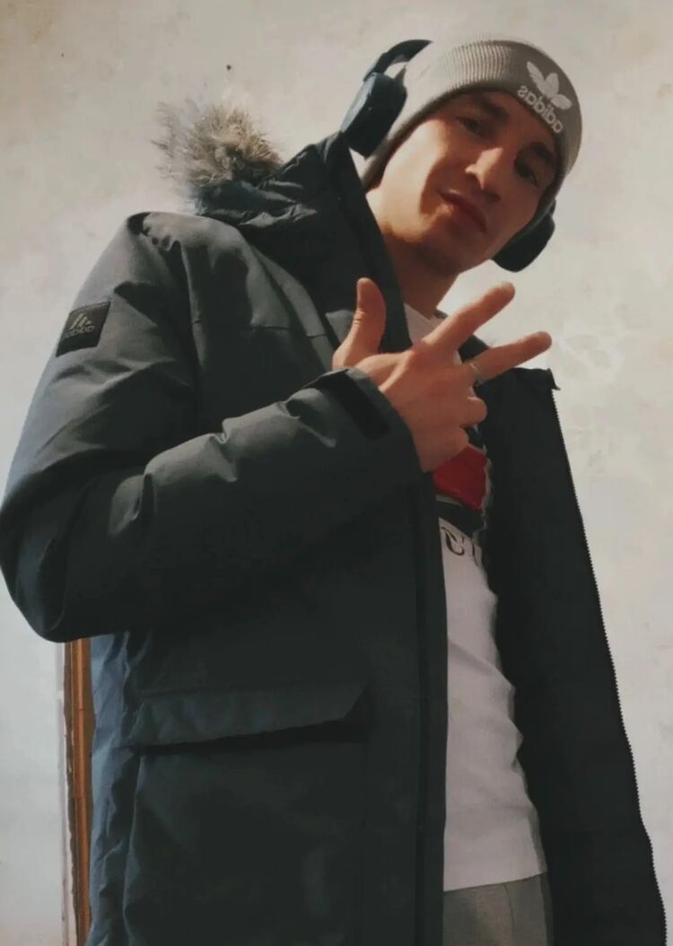  43398344  , 36 ,    