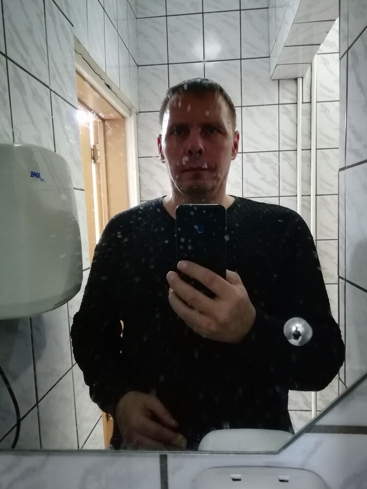  46920894  , 51 ,    