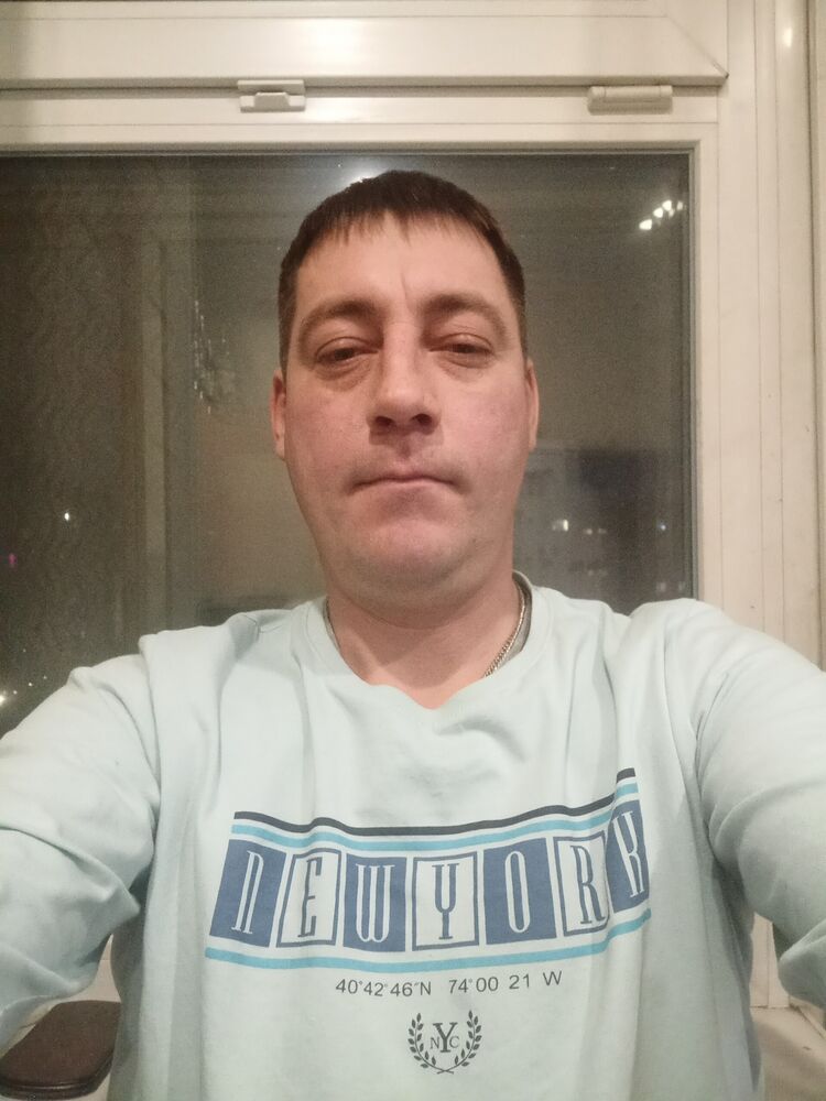  48159404  Alex, 39 ,    
