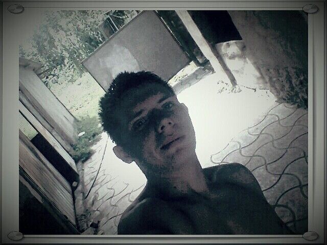  11297604  Max, 34 ,    