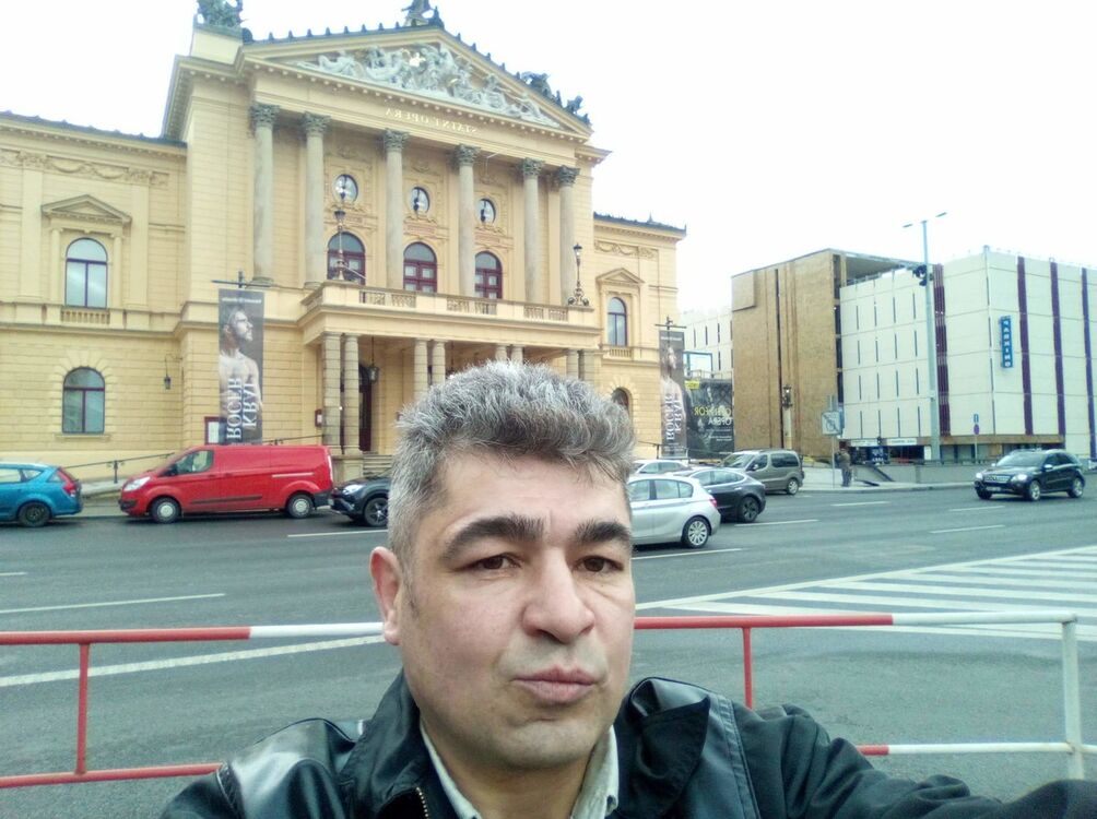  19606214  Alexander, 44 ,    -