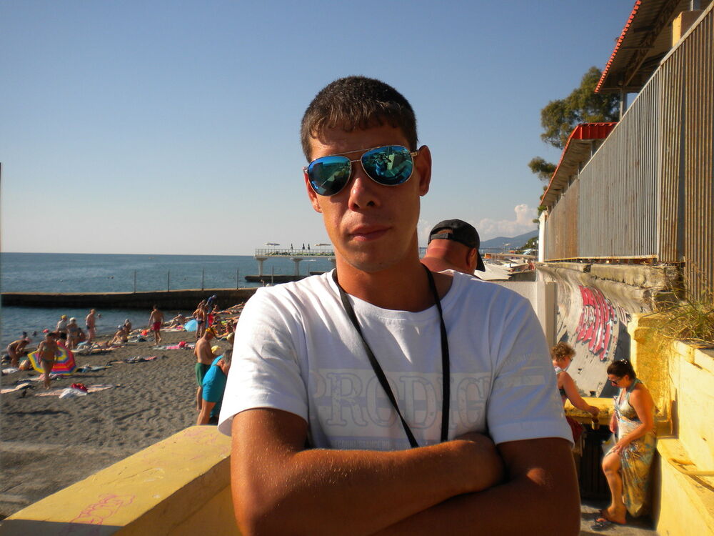  ,   Sergei, 39 ,   ,   , c 