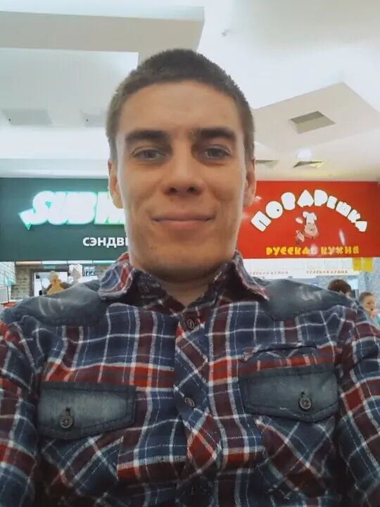  35827844  Dmitry, 37 ,    