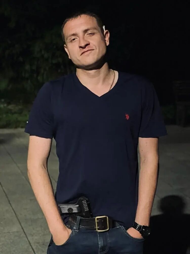  ,   Ivan, 33 ,   ,   , c , 