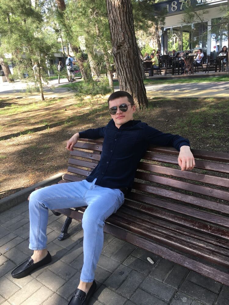  23043414  , 28 ,    
