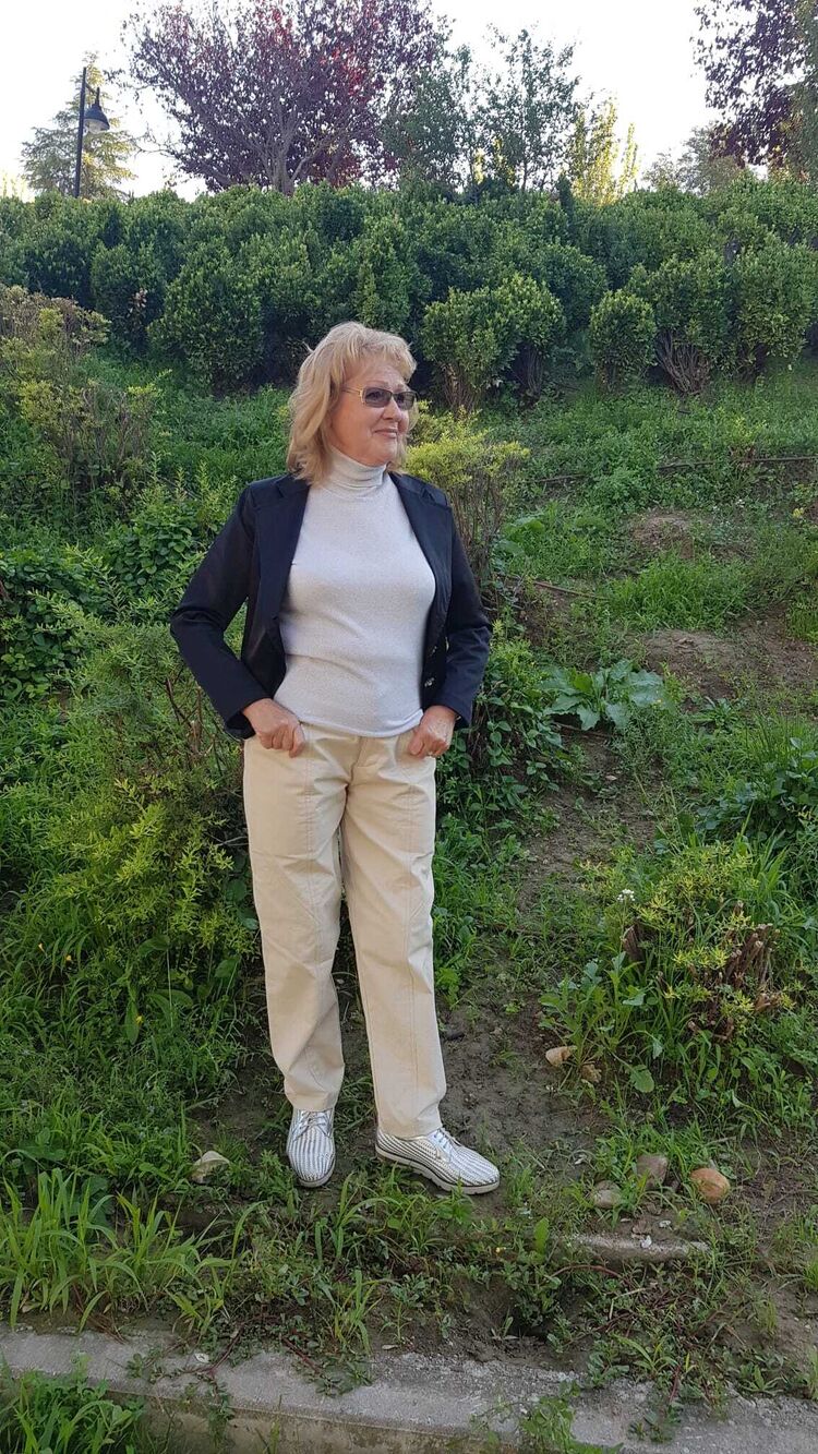  ,   Nina, 76 ,     , c 