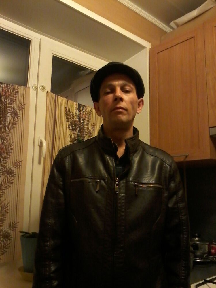  ,   Maksim, 47 ,   