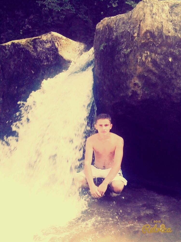  ,   Vaxo04, 28 ,   ,   , c 