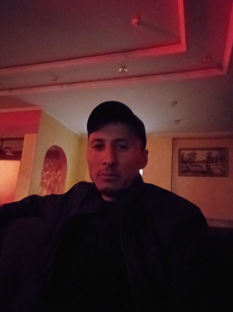  47104564  , 33 ,    