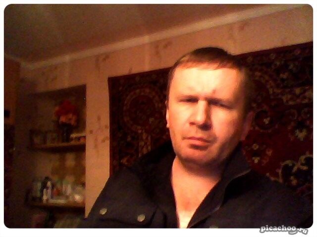  8134494  Vladimir, 49 ,    