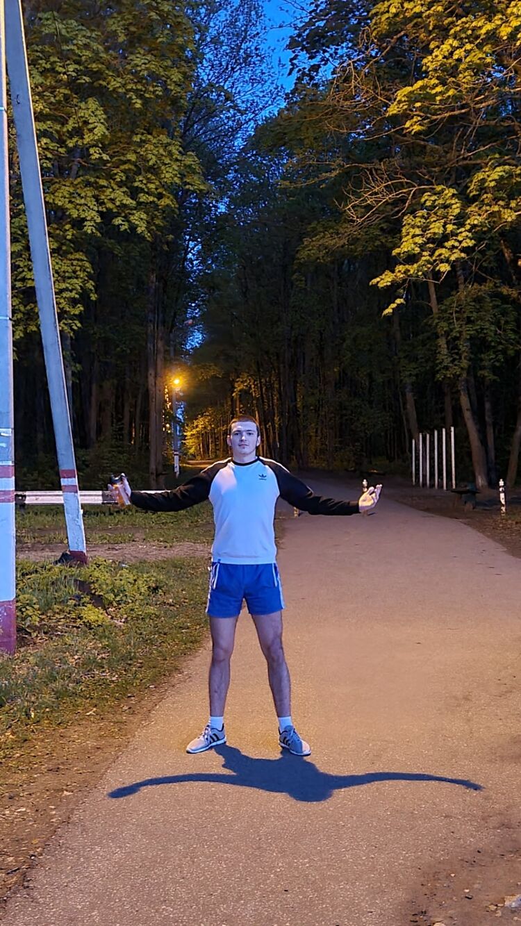  27907294  Sergey, 22 ,    