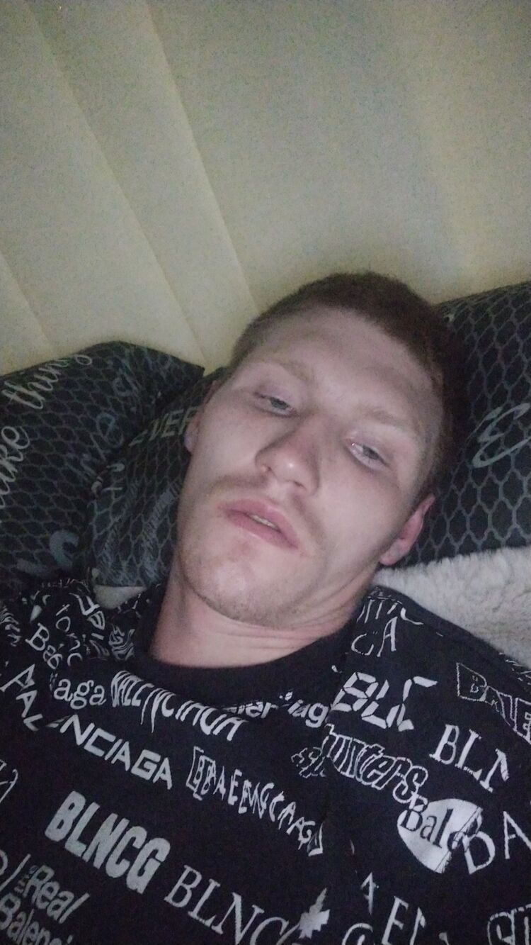  54559044  Vivayalta, 23 ,    