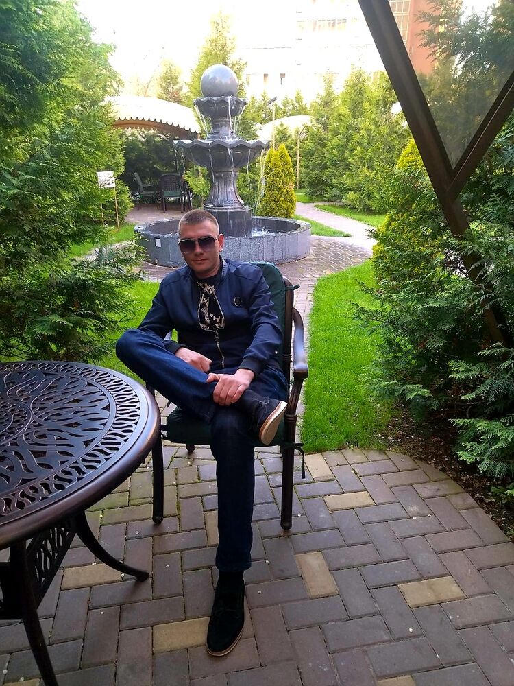  ,   Ruslan, 32 ,   ,   