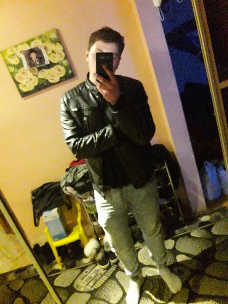  22444554  Andrii, 27 ,    Warszawa