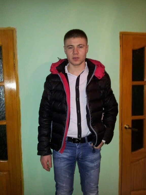  ,   Dinu, 35 ,   