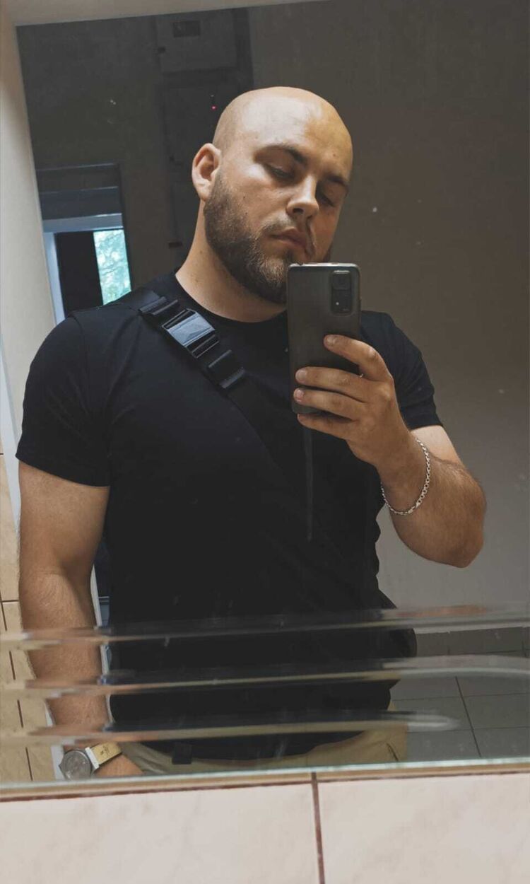  46502684  , 30 ,    
