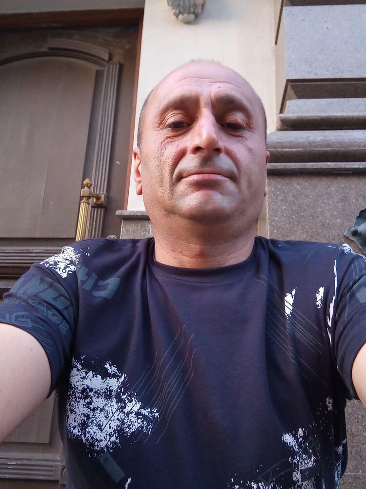  --,   Armenkazaryn, 49 ,   