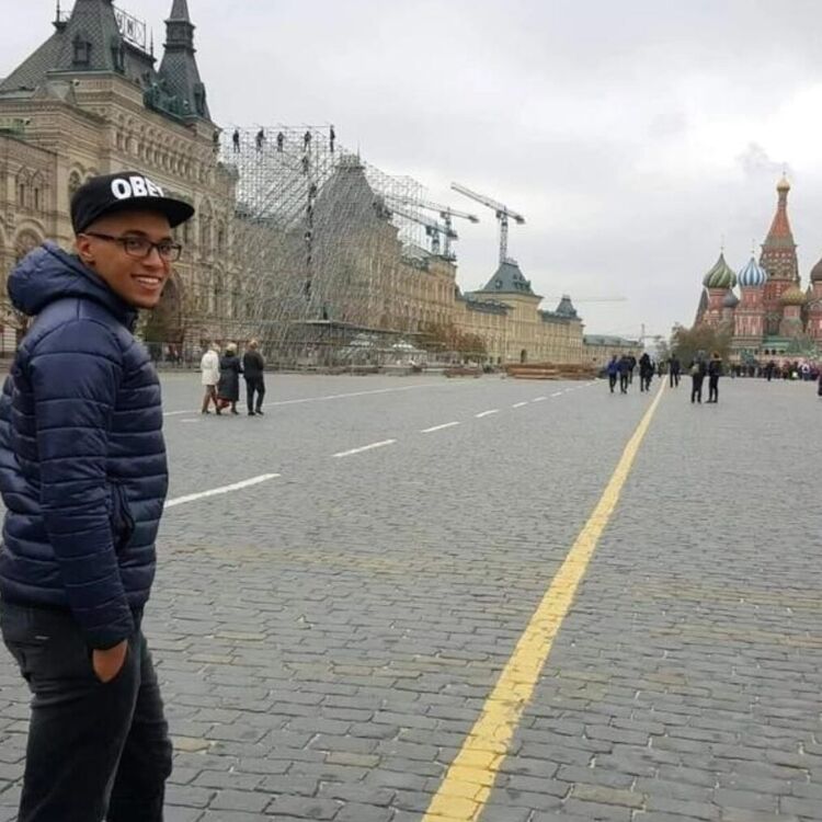  46142544  Ossa, 29 ,    