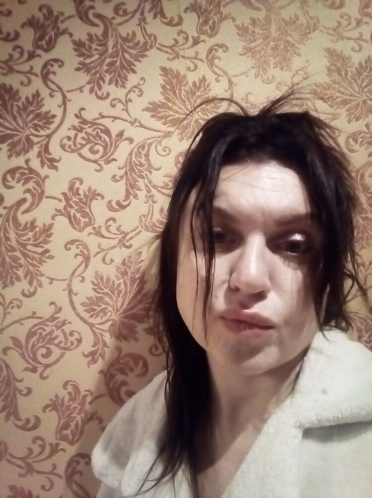  ,   Olga, 42 ,   ,   