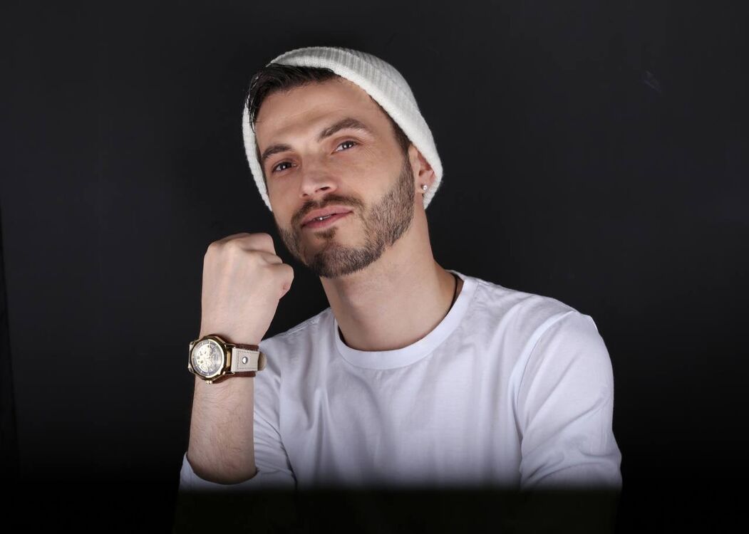 ���������� �����-���������, ���� ������� Hunter, 32 ����, ������������ ��� ������, ����� � ���������, c�������� ���������