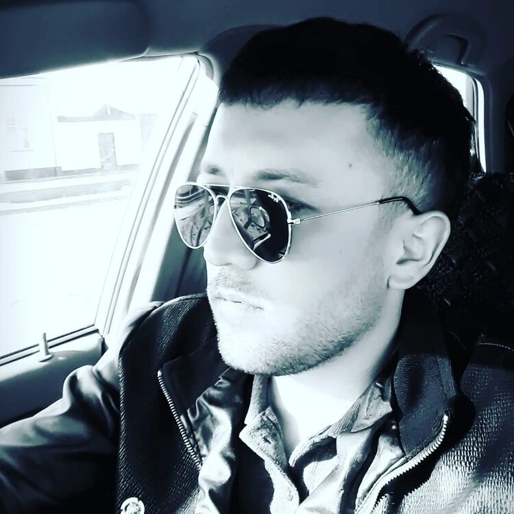  ,   Mirjan, 33 ,     