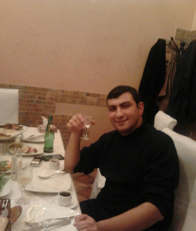  ,   Gevorg, 40 ,   ,   , c 