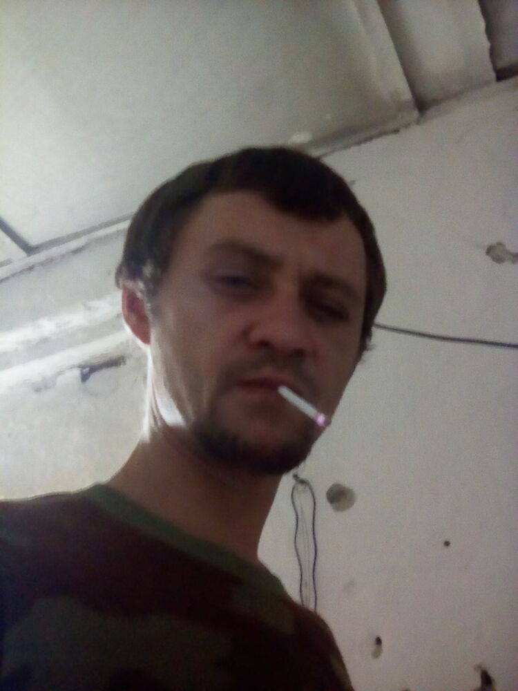  ,   Stas, 34 ,   