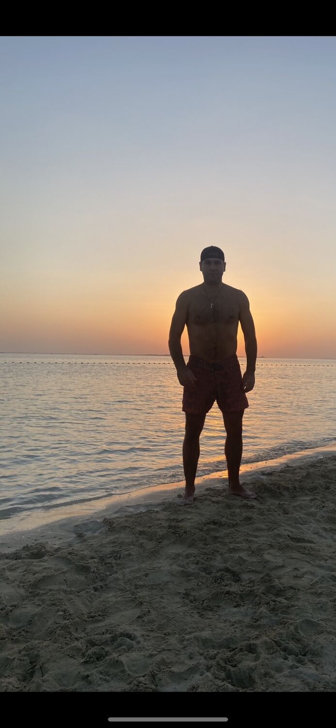  36293514  Alex, 39 ,    