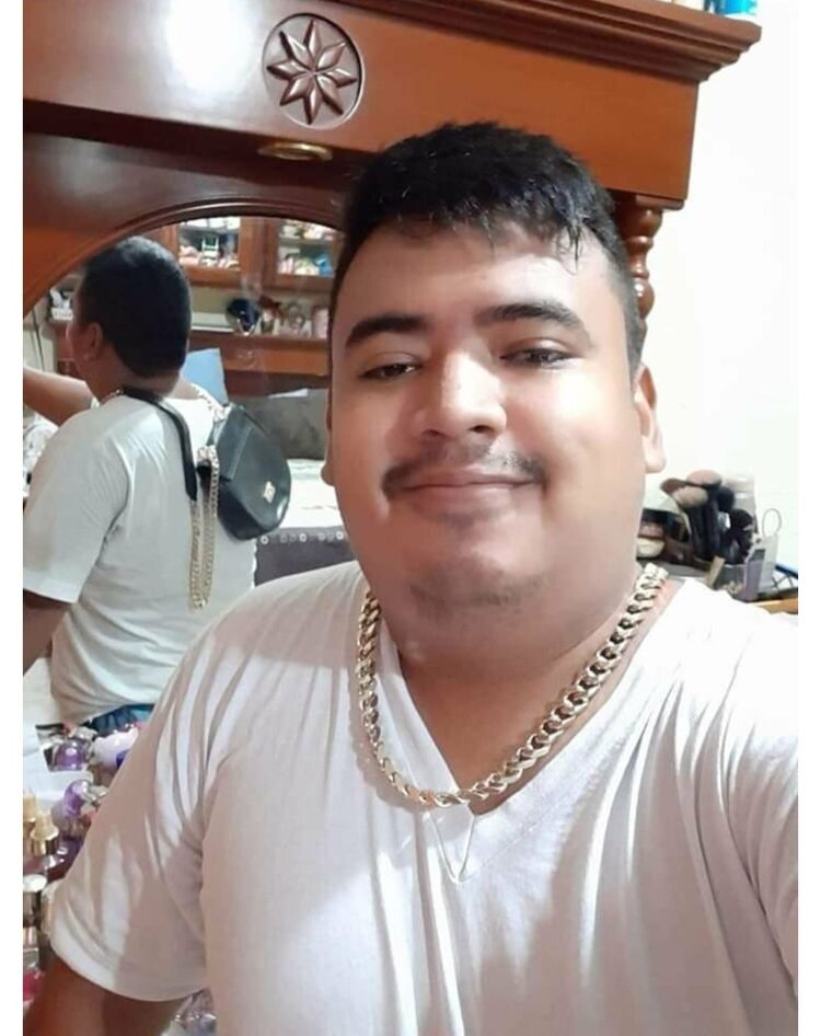  28748894  Nikolson, 46 ,    
