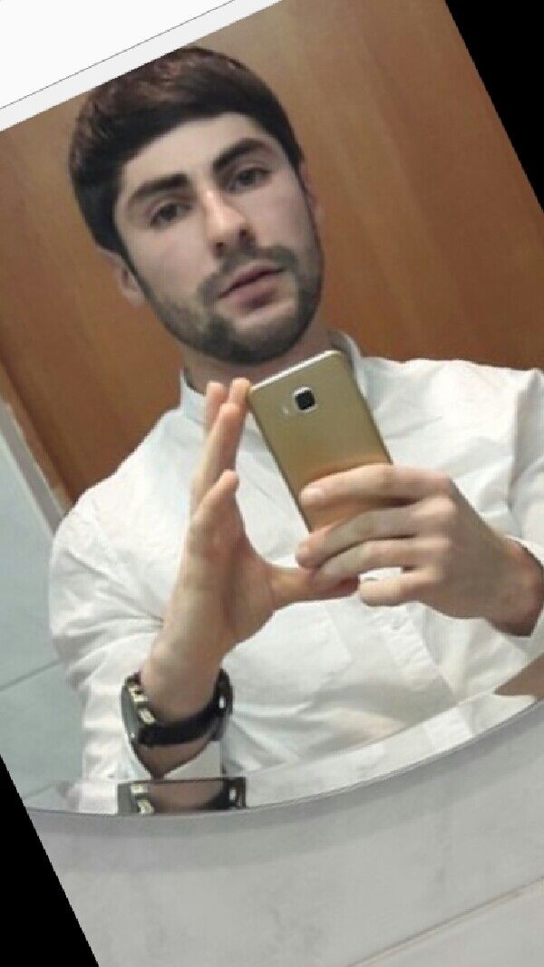  18293094  Xxxx, 38 ,    