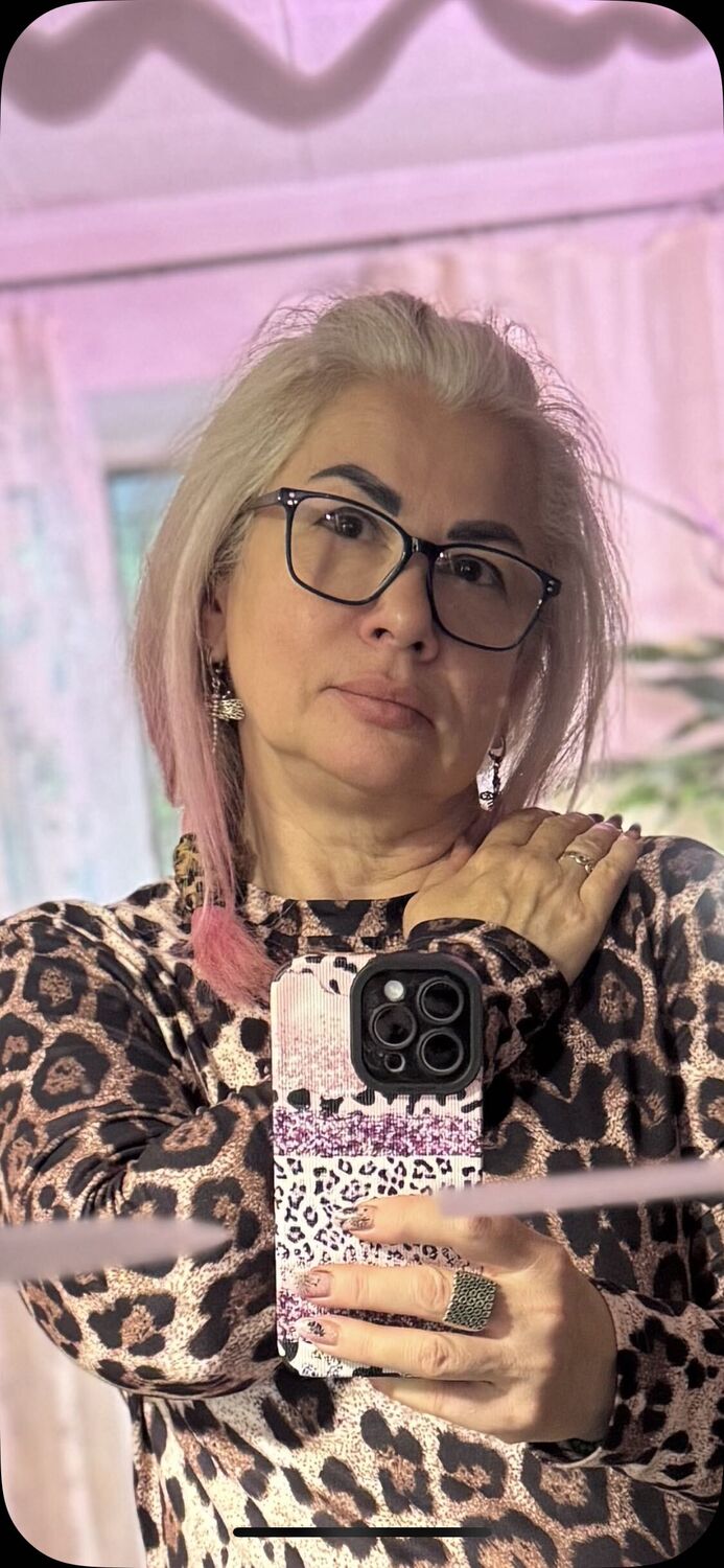  ,   Maryna, 54 ,   