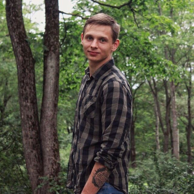  ,   Janis, 28 ,   ,   
