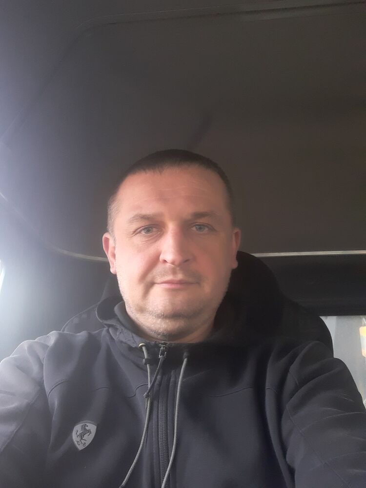  36123744  , 40 ,    
